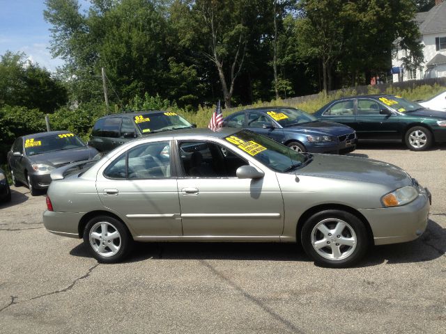 Nissan Sentra 2003 photo 2