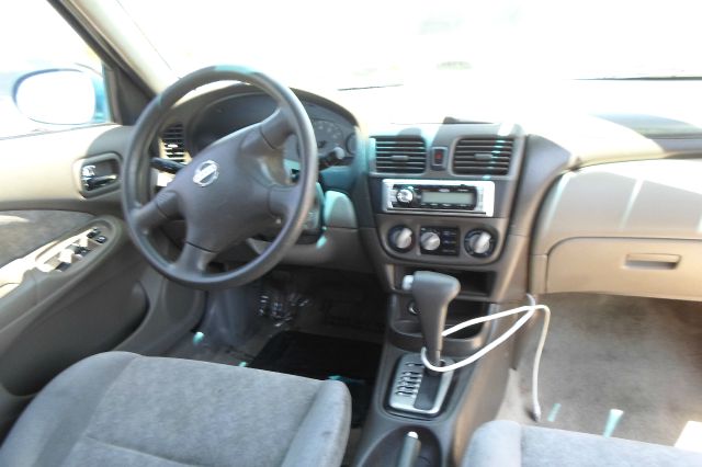 Nissan Sentra 2003 photo 1