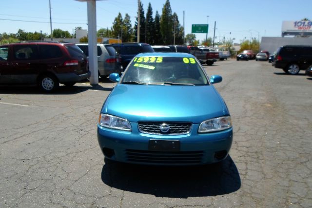 Nissan Sentra 2003 photo 3