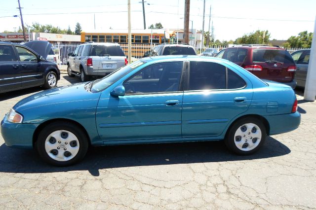 Nissan Sentra 2003 photo 4