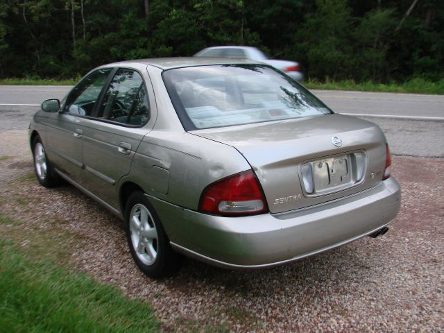 Nissan Sentra 2003 photo 3