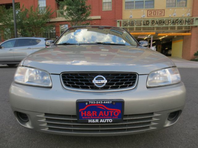 Nissan Sentra 2003 photo 1