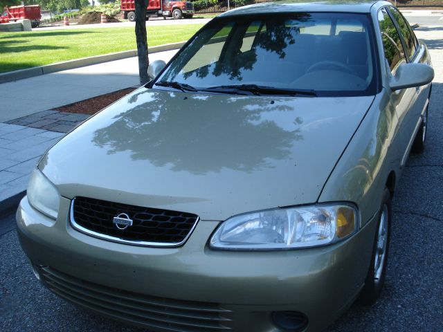 Nissan Sentra 2003 photo 1