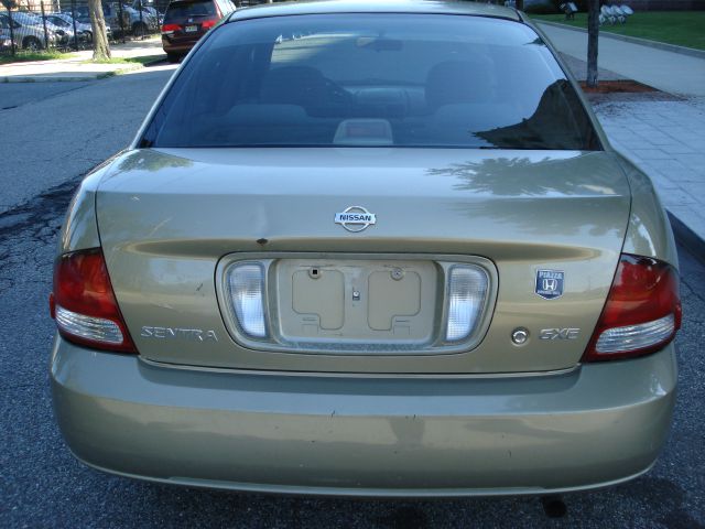 Nissan Sentra 2003 photo 4