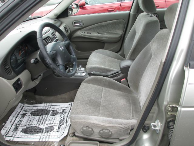 Nissan Sentra 2003 photo 4