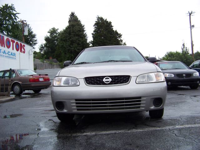 Nissan Sentra 2003 photo 1