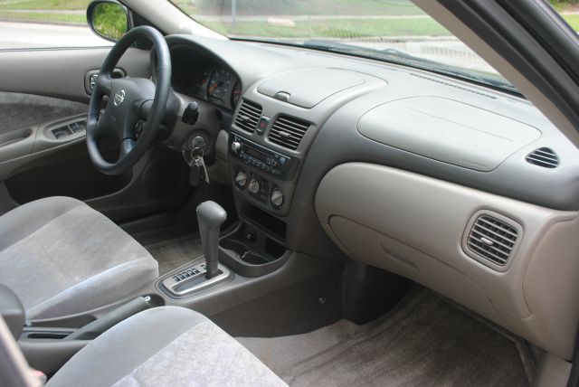 Nissan Sentra 2003 photo 15