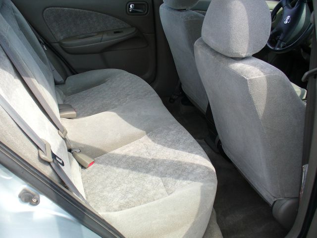 Nissan Sentra 2003 photo 3