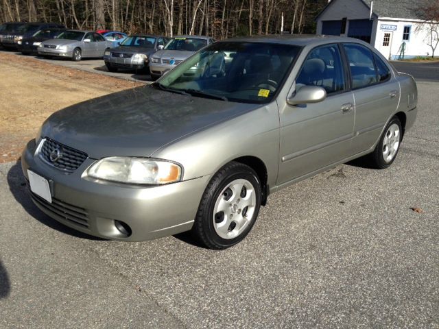 Nissan Sentra 2003 photo 1