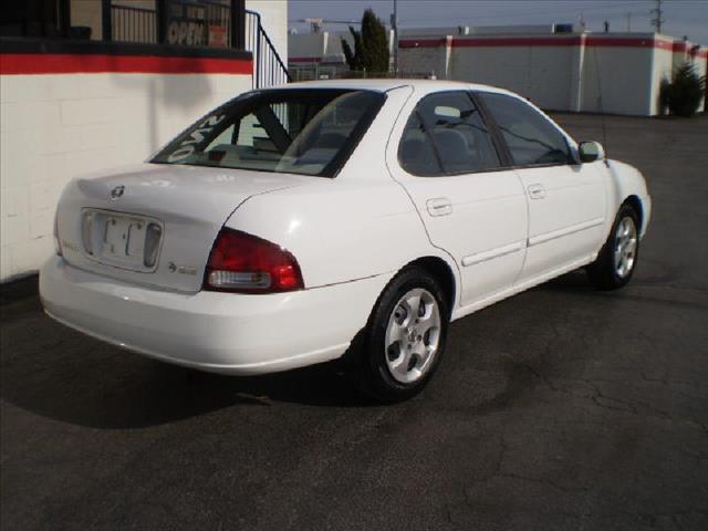 Nissan Sentra 2003 photo 3