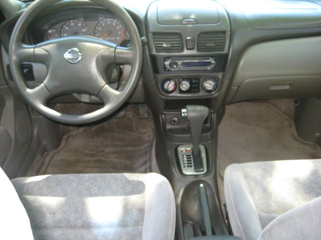 Nissan Sentra 6 Speed Transmision Sedan