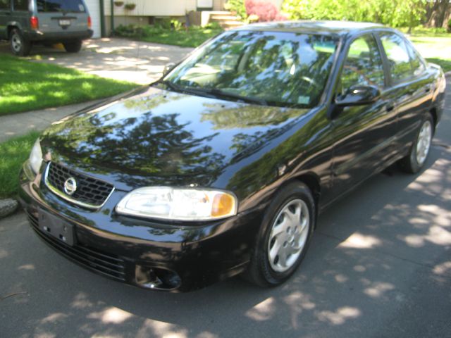 Nissan Sentra 2003 photo 2