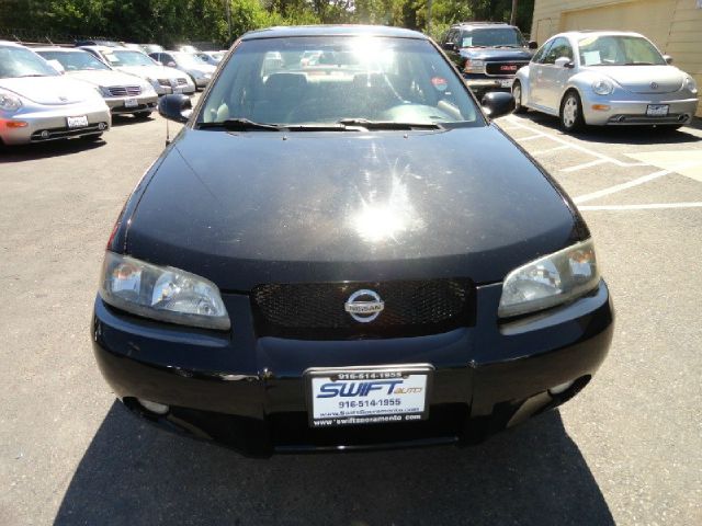 Nissan Sentra 2003 photo 1