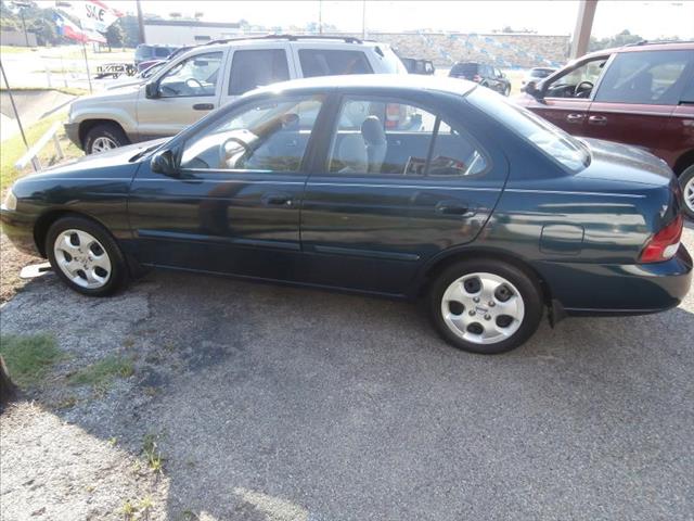 Nissan Sentra 2003 photo 2