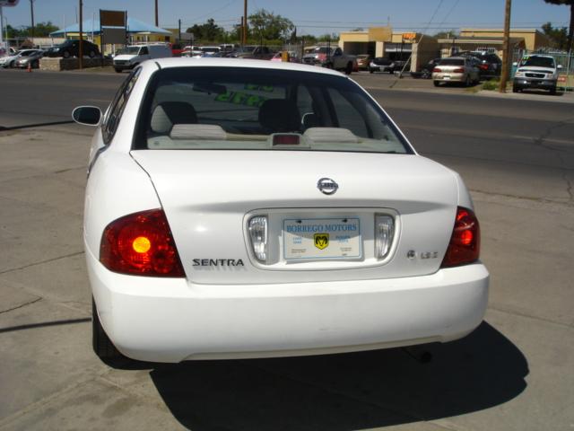 Nissan Sentra 2004 photo 4