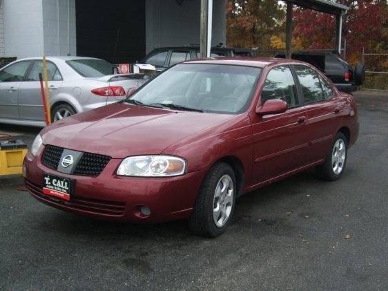 Nissan Sentra 2004 photo 1