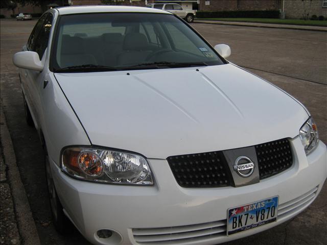 Nissan Sentra 2004 photo 2