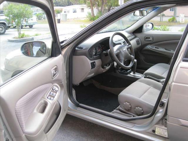 Nissan Sentra 2004 photo 4