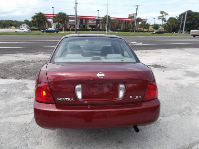 Nissan Sentra 2004 photo 3