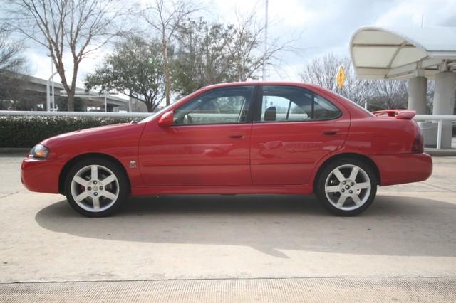 Nissan Sentra 2004 photo 1