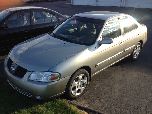 Nissan Sentra 2004 photo 4