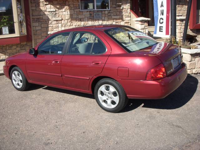 Nissan Sentra 2004 photo 3