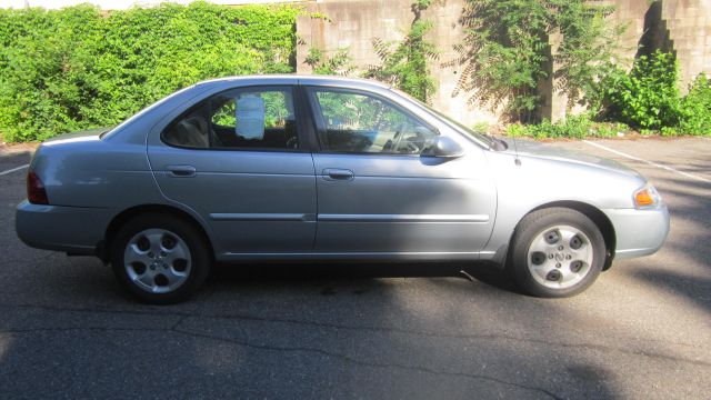 Nissan Sentra 2004 photo 16