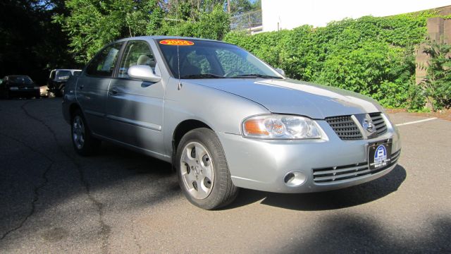 Nissan Sentra 2004 photo 18