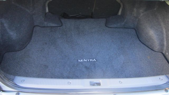 Nissan Sentra 2004 photo 5