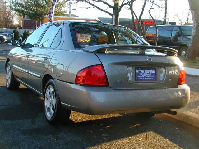 Nissan Sentra 2004 photo 2