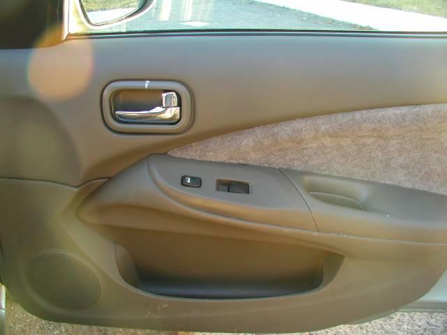 Nissan Sentra 2004 photo 3