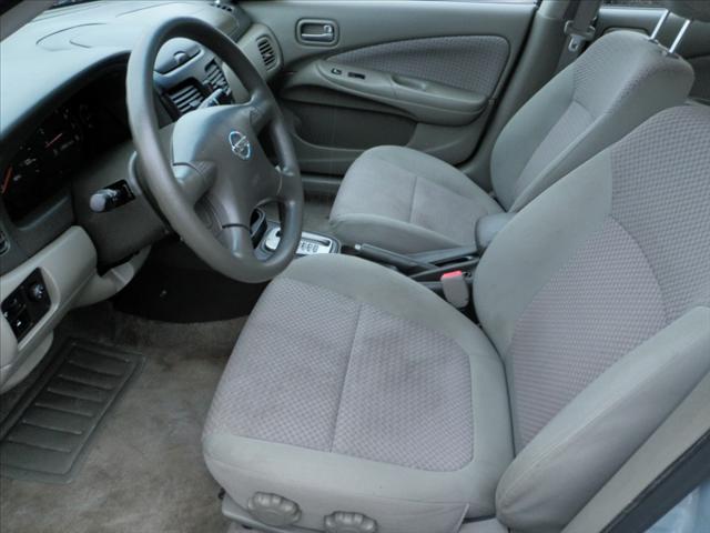 Nissan Sentra 2004 photo 1