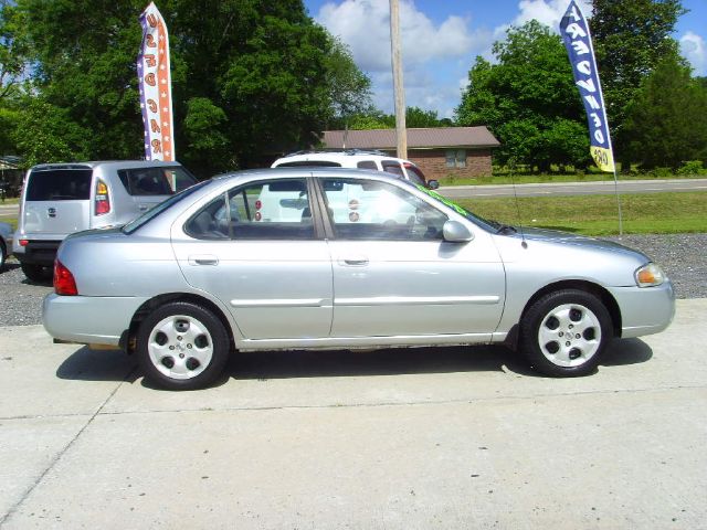 Nissan Sentra 2004 photo 17