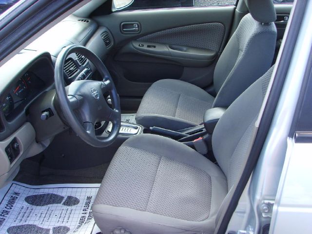 Nissan Sentra 2004 photo 18