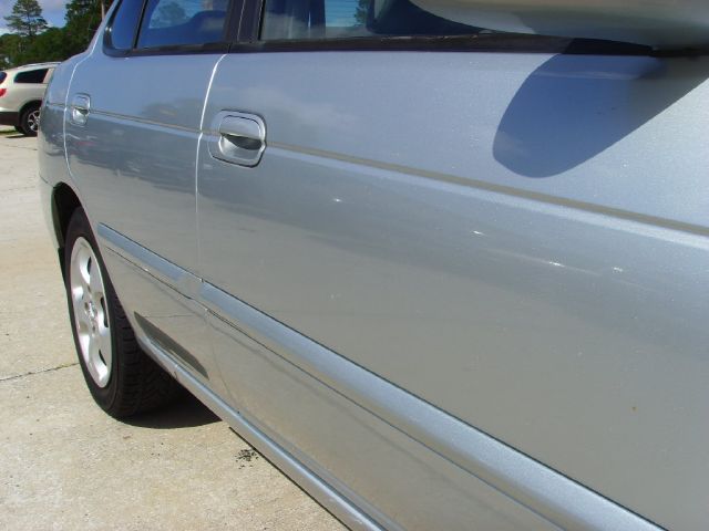 Nissan Sentra 2004 photo 6