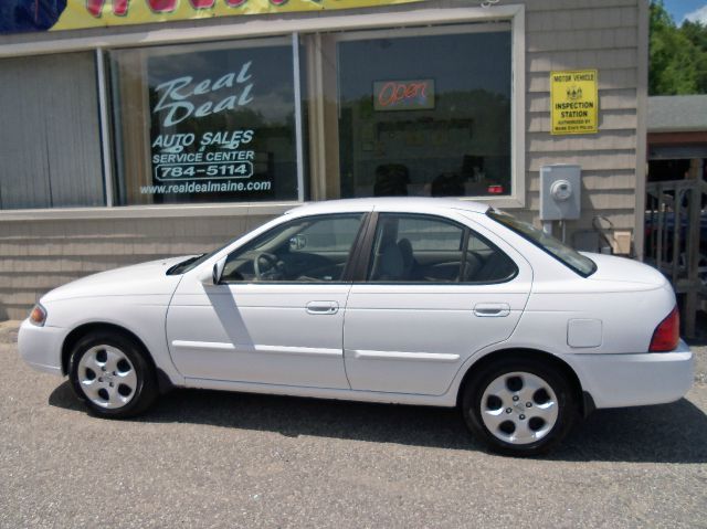 Nissan Sentra 2004 photo 3