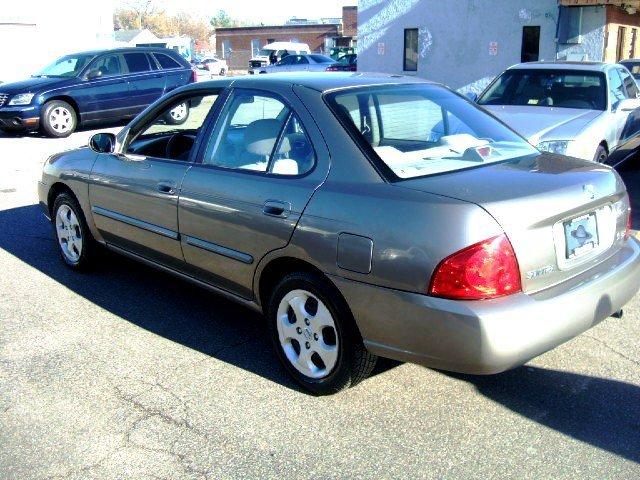 Nissan Sentra 2004 photo 5