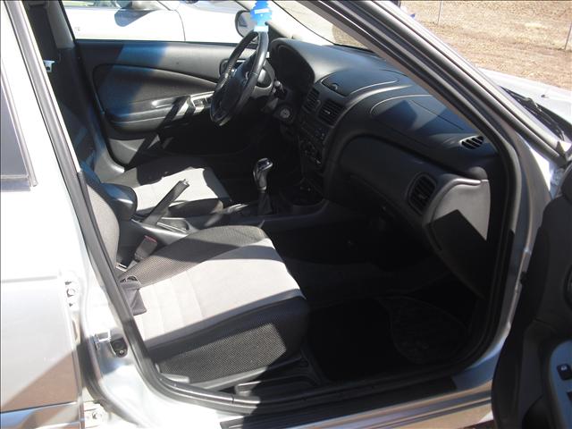 Nissan Sentra 2004 photo 4