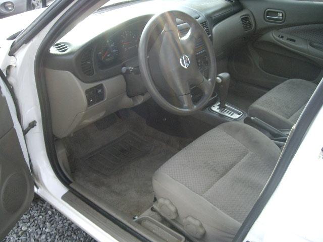 Nissan Sentra 2004 photo 1