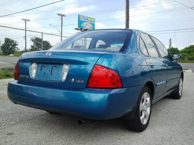 Nissan Sentra 2004 photo 1