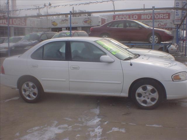 Nissan Sentra 2004 photo 1