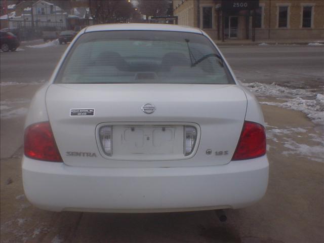 Nissan Sentra 2004 photo 3