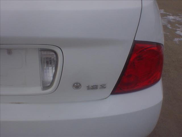 Nissan Sentra 2004 photo 4