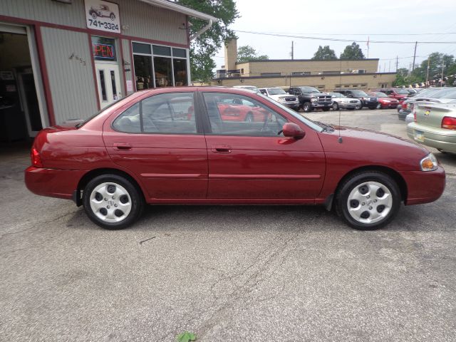 Nissan Sentra 2004 photo 2