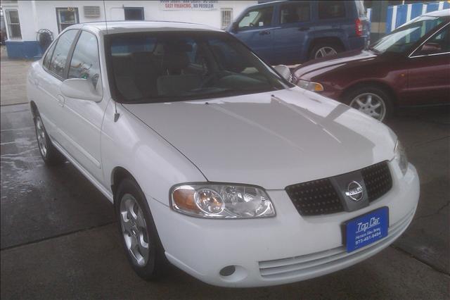 Nissan Sentra 2004 photo 1