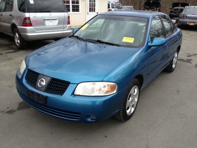 Nissan Sentra 2004 photo 1