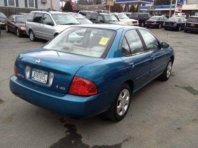 Nissan Sentra 2004 photo 4