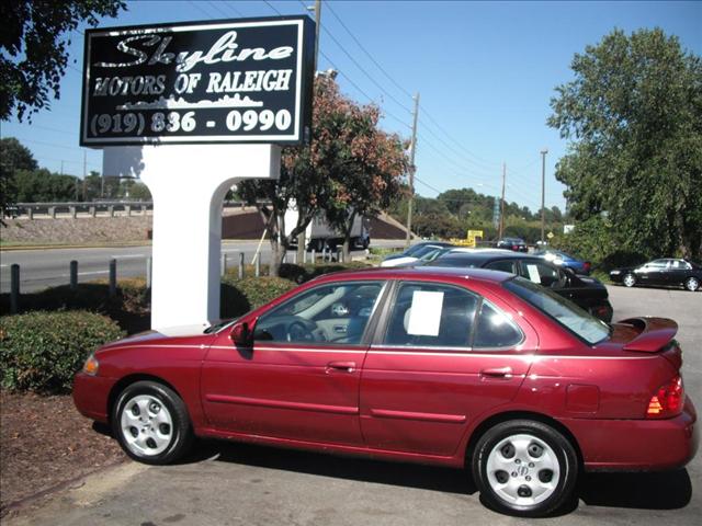 Nissan Sentra 2004 photo 1