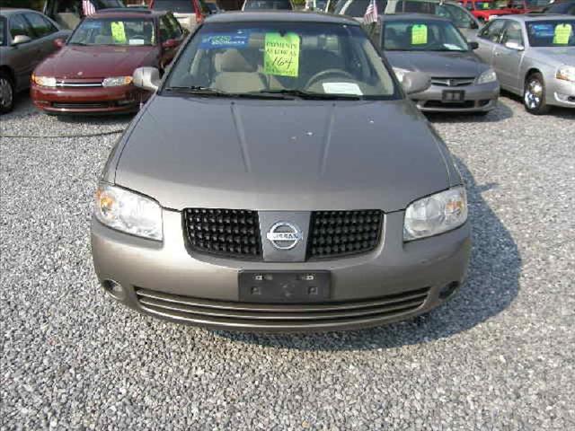 Nissan Sentra 2004 photo 4