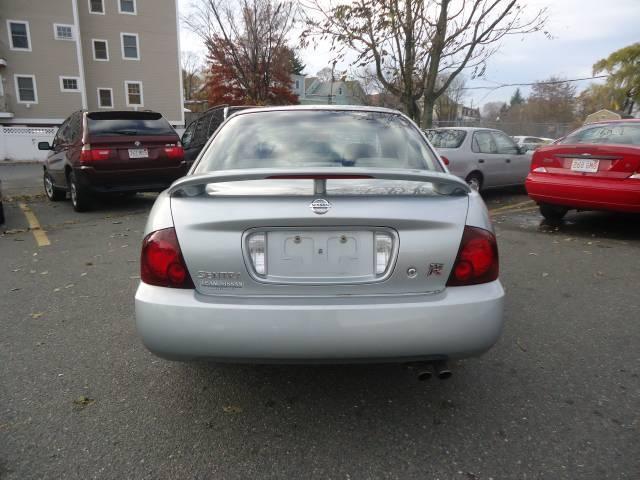 Nissan Sentra 2004 photo 2